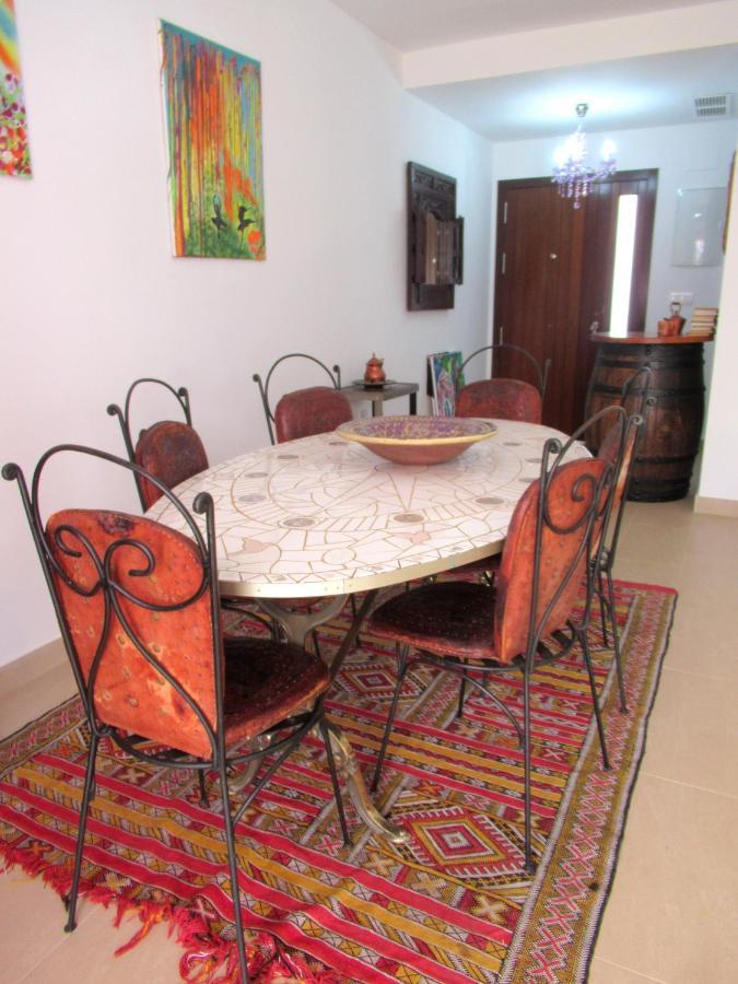 Single Room In Private House Эль-Ромпидо Экстерьер фото