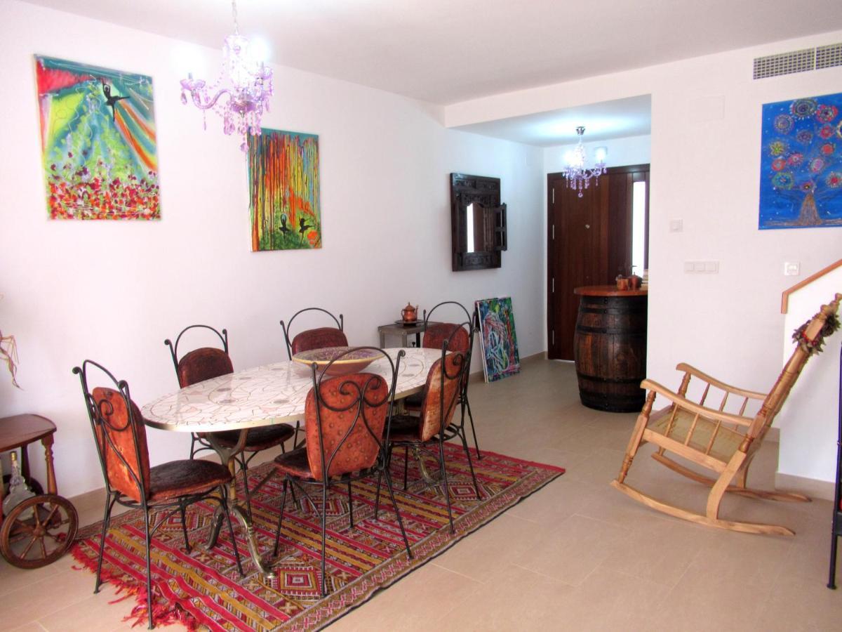 Single Room In Private House Эль-Ромпидо Экстерьер фото