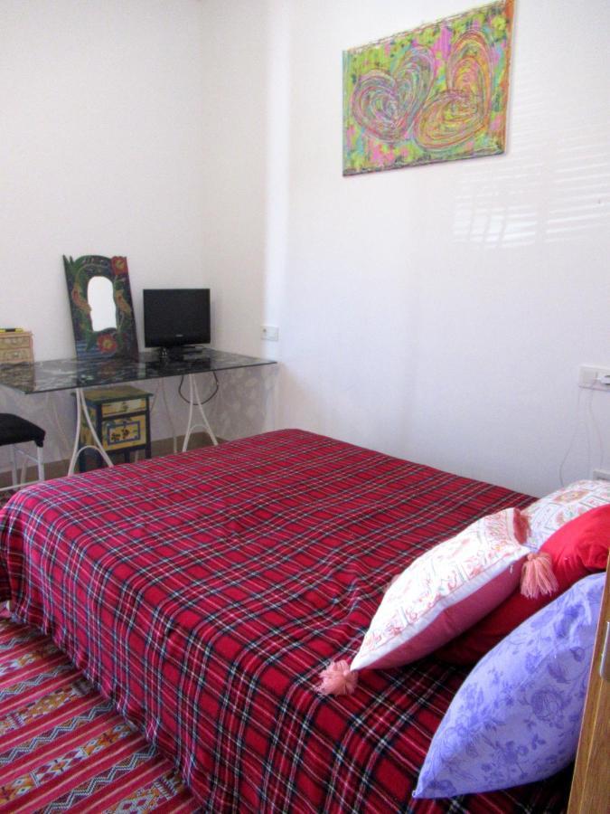 Single Room In Private House Эль-Ромпидо Экстерьер фото