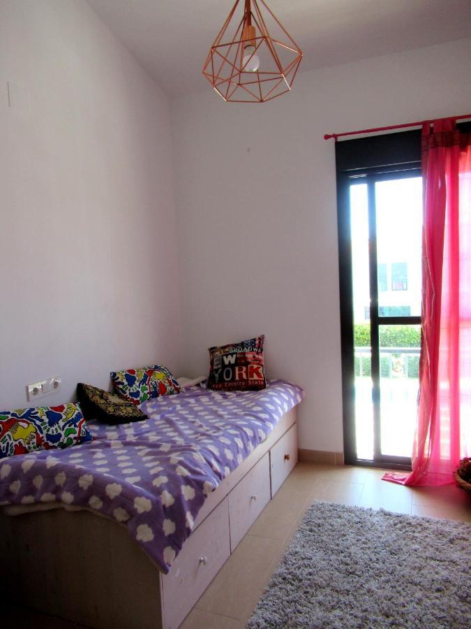 Single Room In Private House Эль-Ромпидо Экстерьер фото